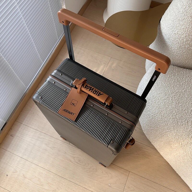 AIRWAY宽拉杆铝框行李箱20寸登机箱24寸皮箱男女纯PC箱子出口日本