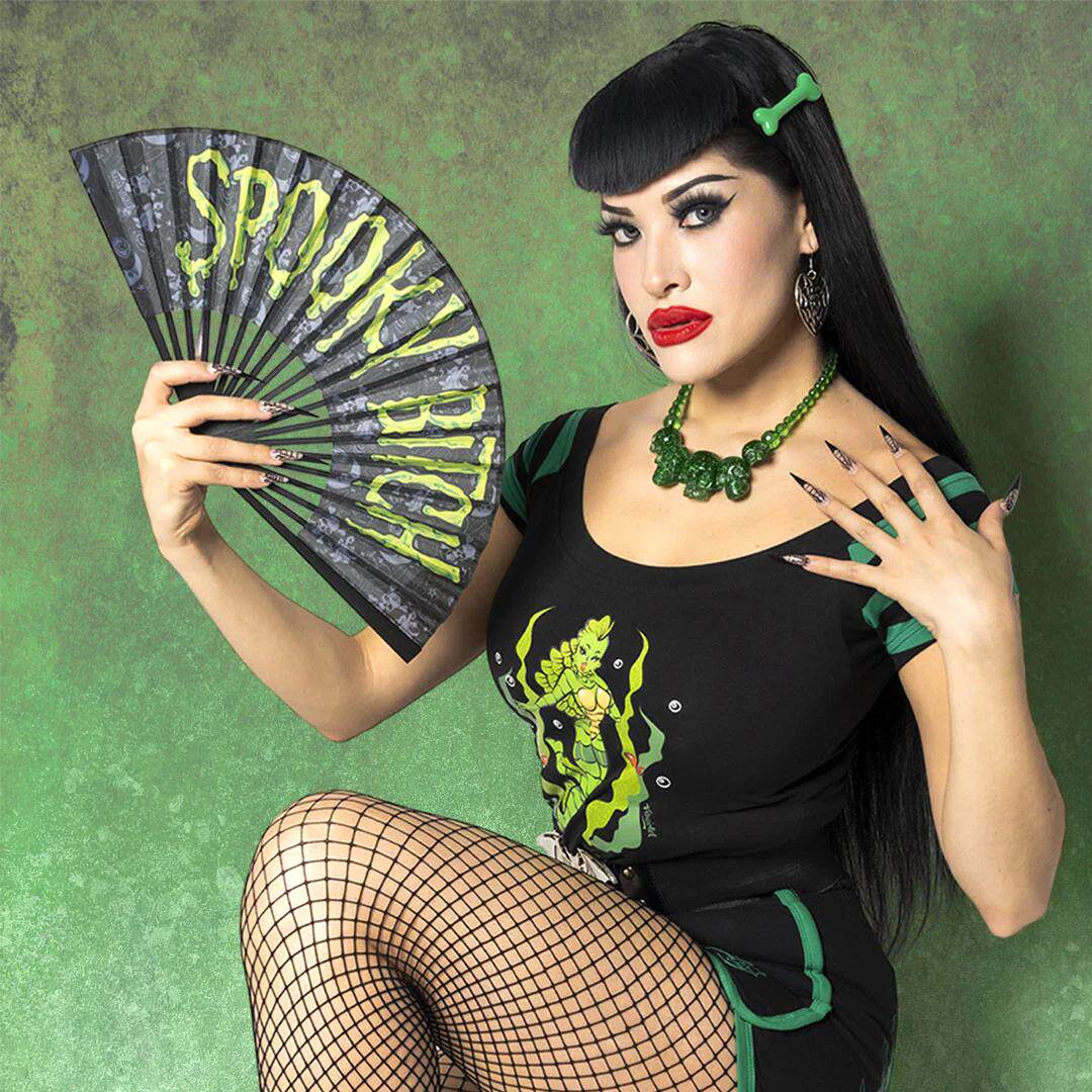 现货KREEPSVILLE 666暗黑哥特怪诞Spooky Bitch折扇子