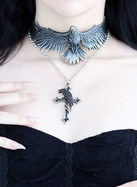 Alchemy英国A牌P961 Crux Corvis乌鸦十字架暗黑哥特亚文化项链
