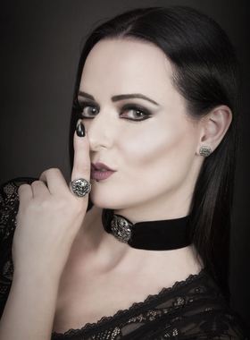 月神人脸月亮哥特摇滚丝绒颈带