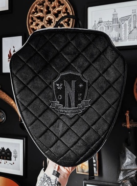 KILLSTAR暗黑哥特NOT FRIENDS MATERIAL亚当斯一家丝绒双肩背包