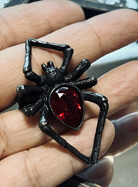 英国A牌黑蜘蛛哥特暗黑戒指