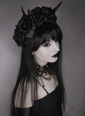 RESTYLE颈链东欧维多利亚黑暗