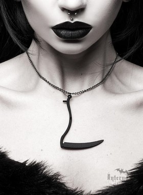 The Rogue + The Wolf Reaper 哥特死神镰刀项链