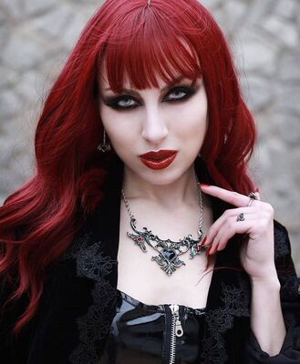 Alchemy维多利亚心形哥特风项链