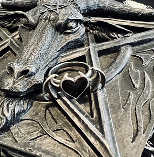 Alchemy Gothic R240 Blacksoul黑灵哥特桃心摇滚朋克复古戒指