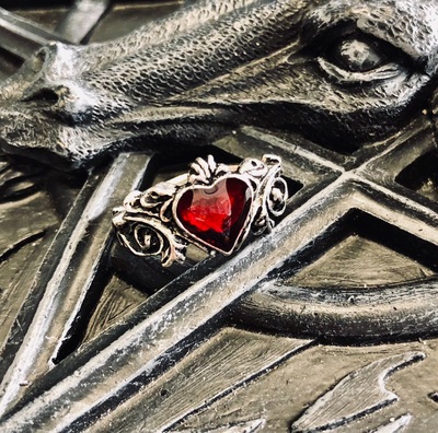 Alchemy哥特订婚戒指