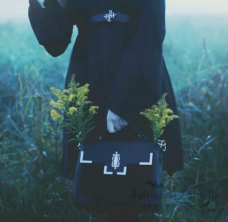 RESTYLE暗黑哥特手提包