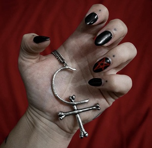 KILLSTAR暗黑哥特亚文化CATACOMBS地下墓穴十字架五芒星白M法项链