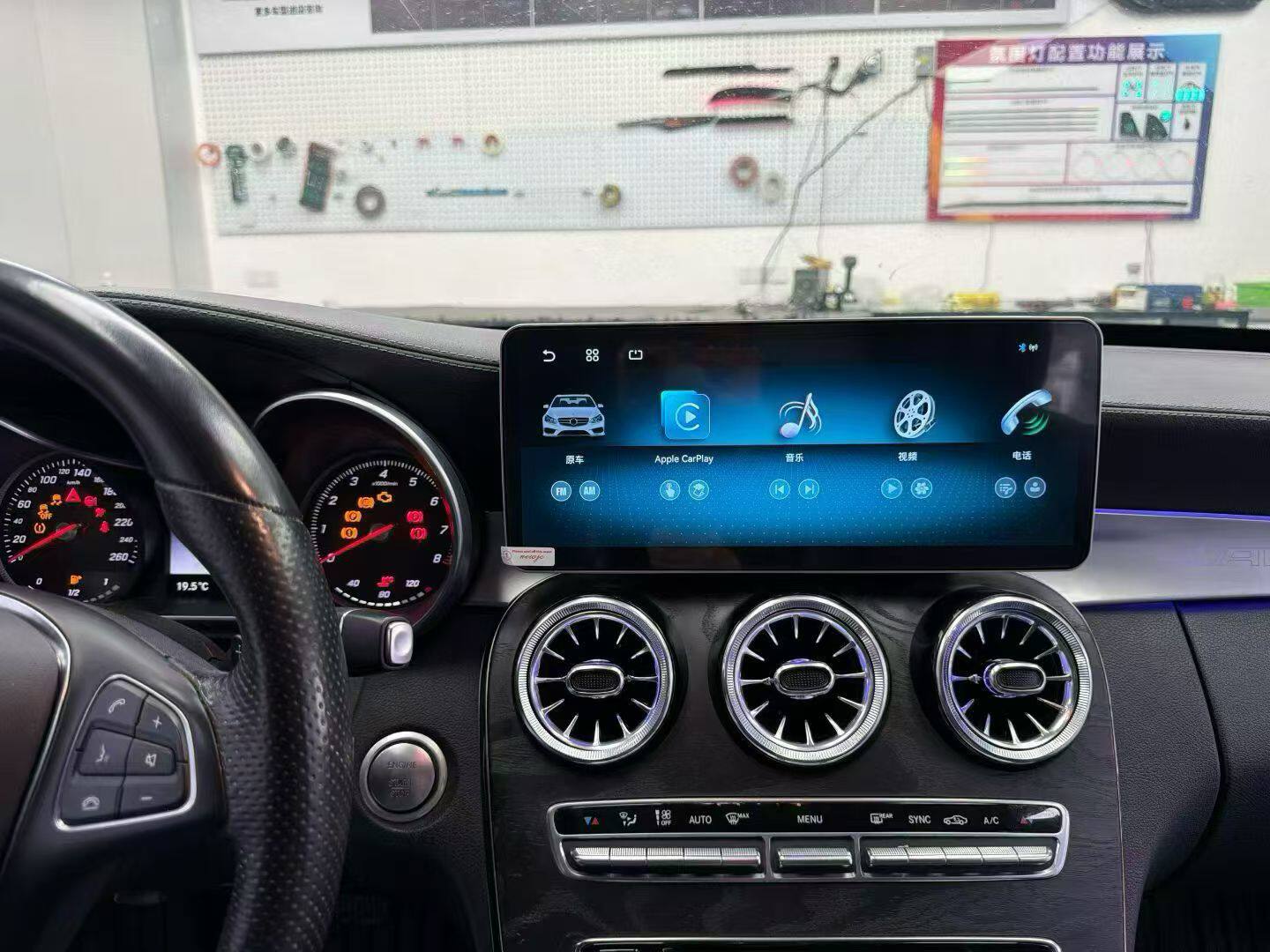奔驰A/B/C/E/GLC/GLA/CLAGLK原厂款Linux车机中控大屏导航carplay