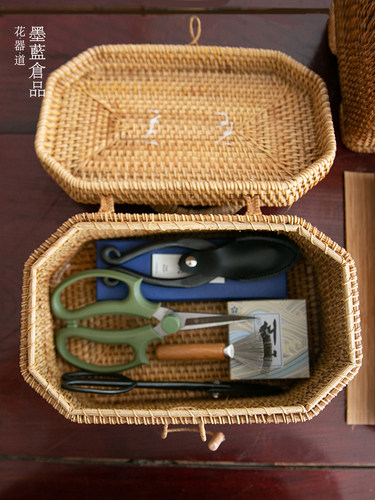 新品手工编织野餐篮手提竹篮藤编盒子园艺花艺剪刀插花工具剑山收