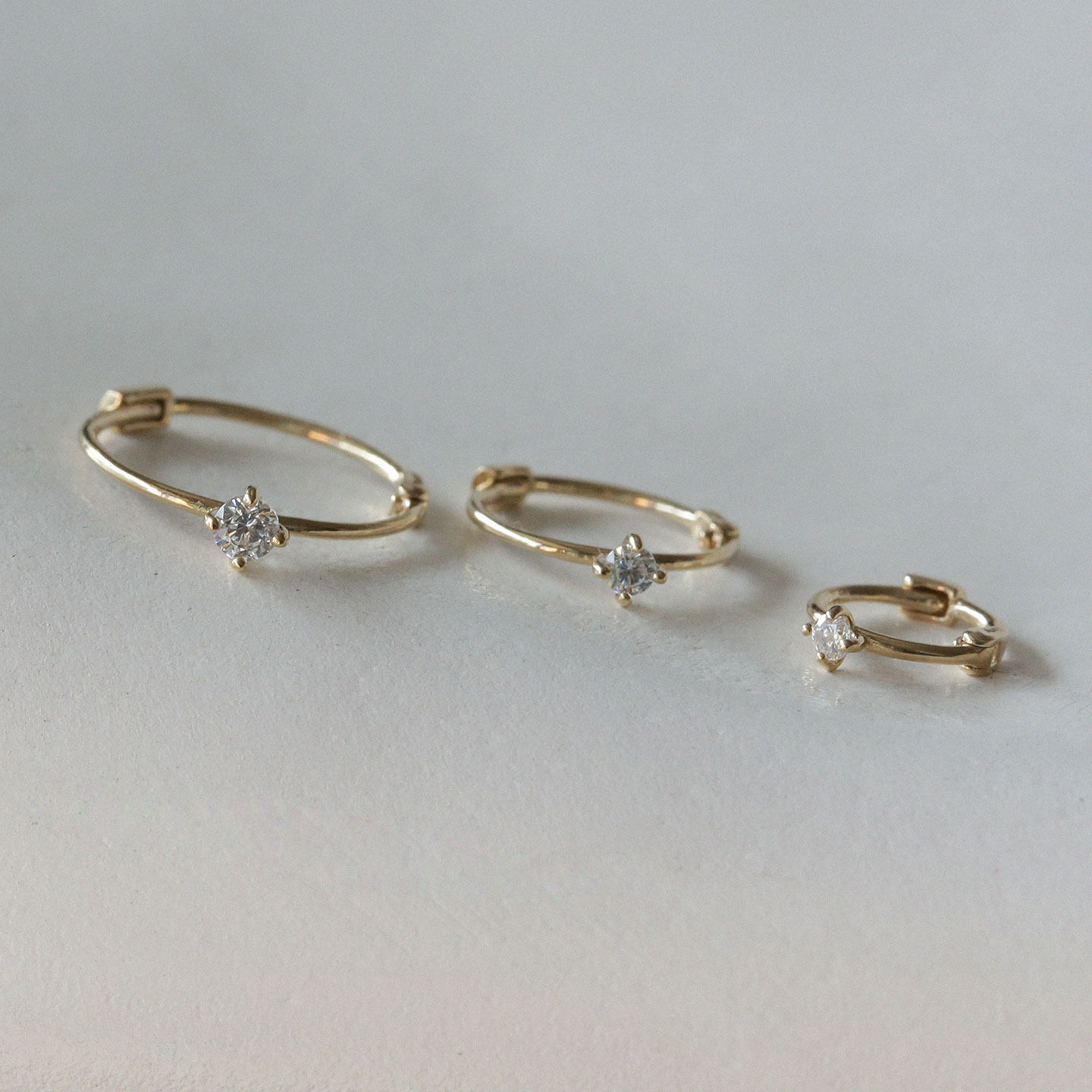 高级感百搭闪亮14K10K金K黄金耳环 简约四爪锆钻素圈耳骨细耳扣女