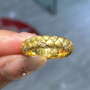 999足金编织麻花戒指黄金戒指女宽版高级时尚轻奢镶钻时尚闪动