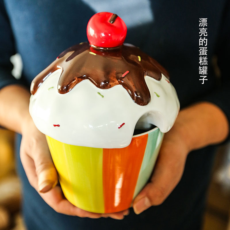 Joy chocolate cream Cake simulation originality Cake ceramics Cruet Storage candy Snack cansin the Kitchen/Cooking utensils , Kitchen Gadgets/Kitchen storage , Storage jars/Kitchen storage containers , Seasoning bottles  category - from Buy2taobao.com to provide professional Taobao agent buy service