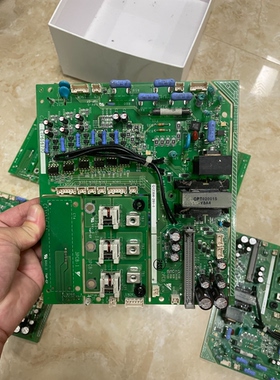 安川电源板ETP616700，YPCT31526-1A，成色