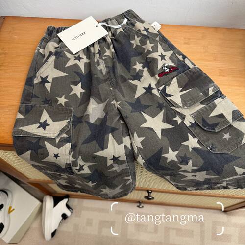 儿童美式复古设计感满印星星迷彩牛仔裤子男童宽松bf慵懒风拖地裤