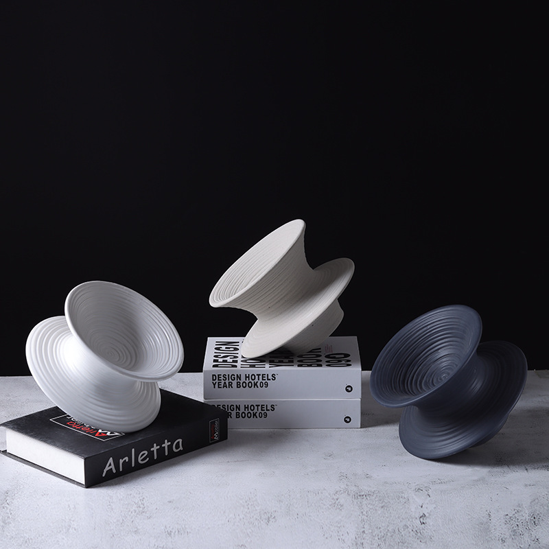 几何陀螺螺旋帽子摆件