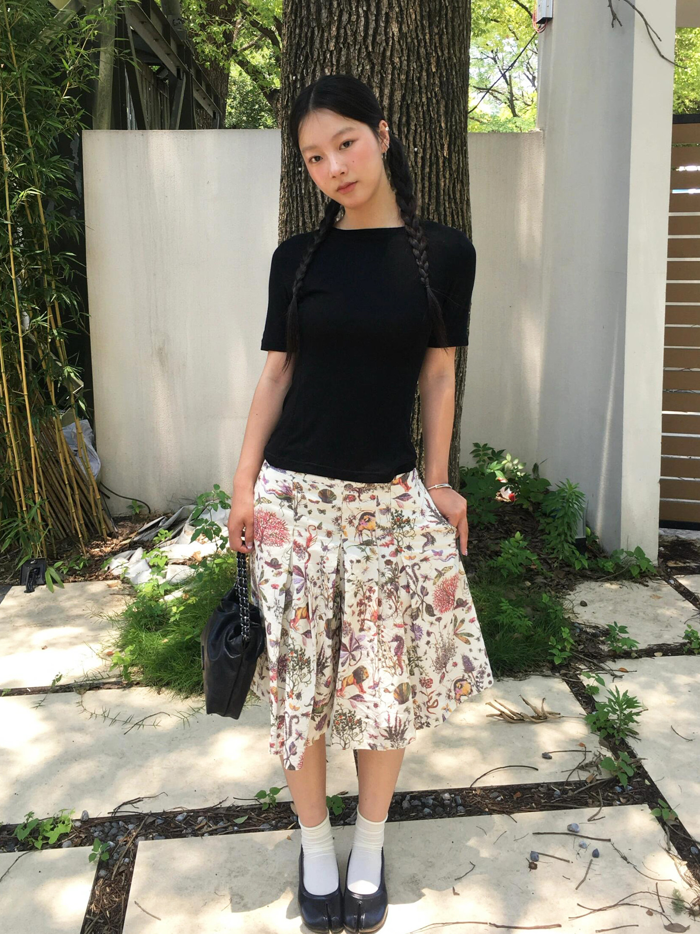 【Summer Refreshing Coolness】Japanese Retro Pleated Skirt Pants for Women, Summer Full Floral Print Loose Casual Wide-Leg Mid-Length Pants