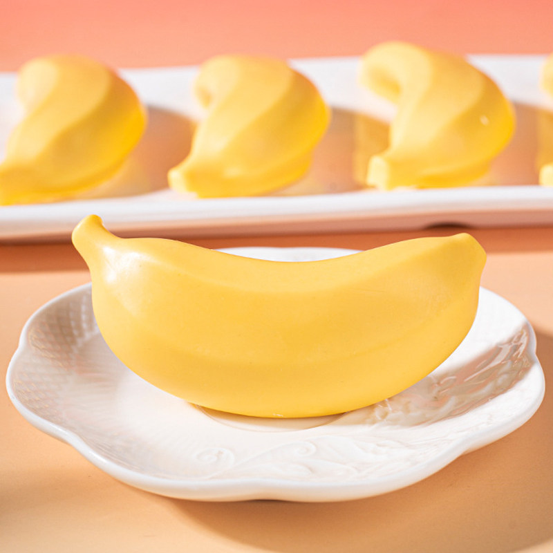 香蕉慕斯蛋糕模具夹心巧克力硅胶仿真水果造型立体奶冻甜品易脱模