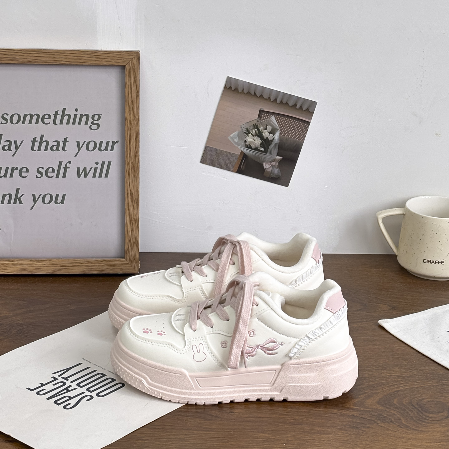 厚底增高加绒小白鞋女2025冬季新款原创设计感小众毛绒保暖板鞋子