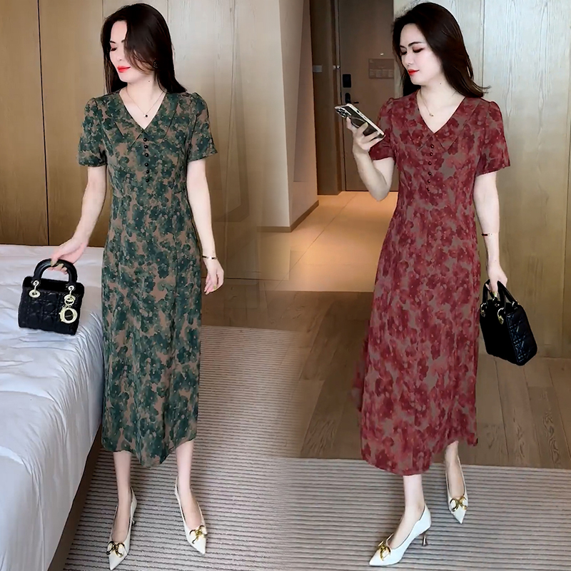 夏季V领连衣裙女中长款20