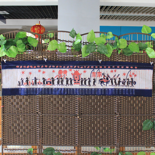 民俗蜡染画老鼠嫁女餐厅客厅背景装饰画布艺挂画特色手工艺品壁画 - 封面