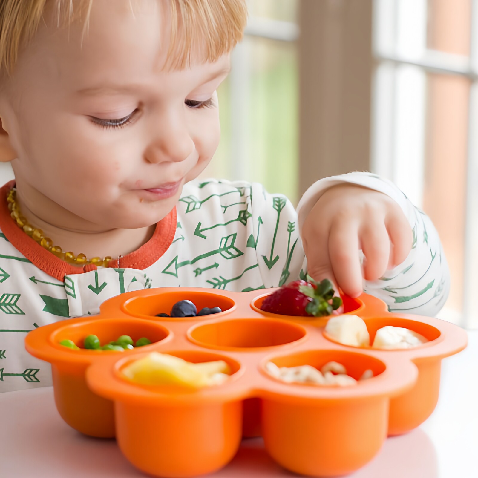婴儿辅食储存盒 宝宝分隔冷藏冷冻保鲜格 7孔硅胶冰格制冰盒带盖