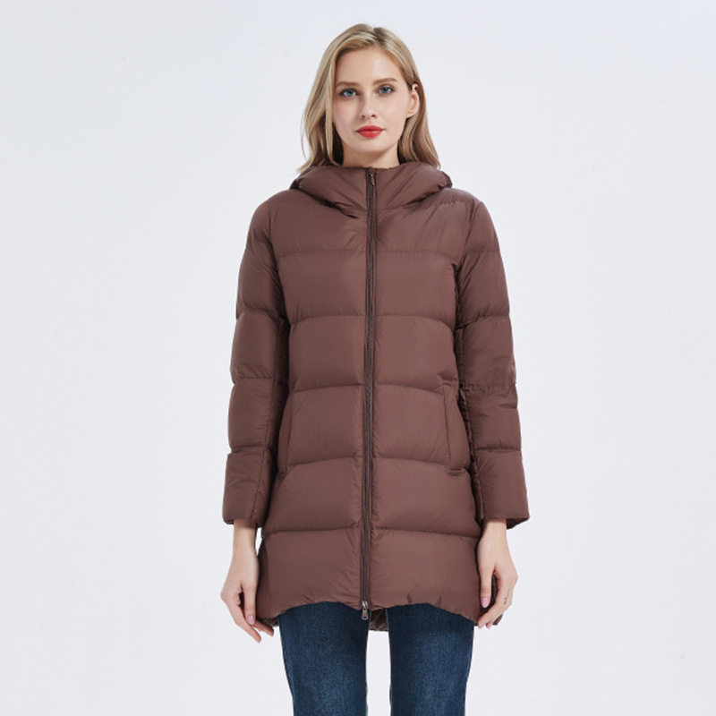 唯品会特卖断码清仓特价处理轻薄白鸭绒羽绒服女装品牌正品春秋冬