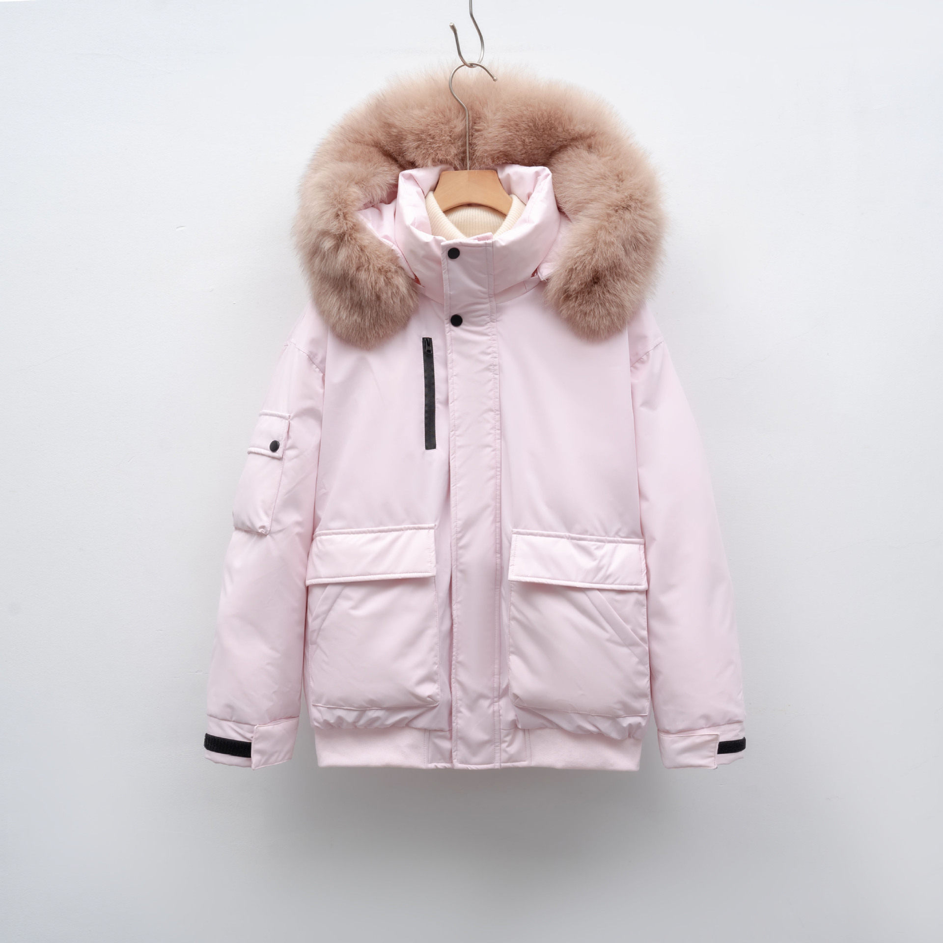 唯品会特卖断码清仓特价处理加厚白鸭绒羽绒服女装品牌正品春秋冬