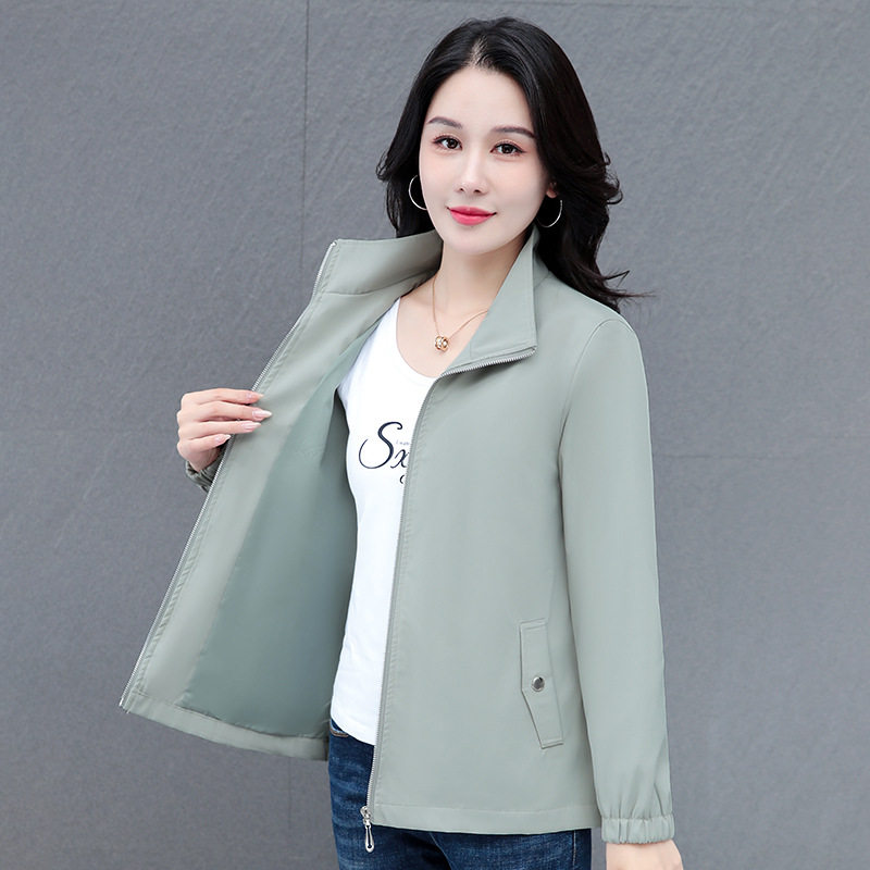 潮唯品会特卖清仓特价处理断码女装短款风衣品牌正品春秋新款外套