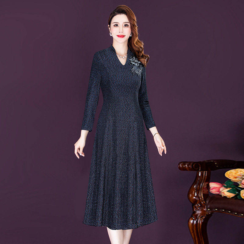 潮唯品会特卖清仓处理断码女装长袖礼服连衣裙品牌正品春秋新款