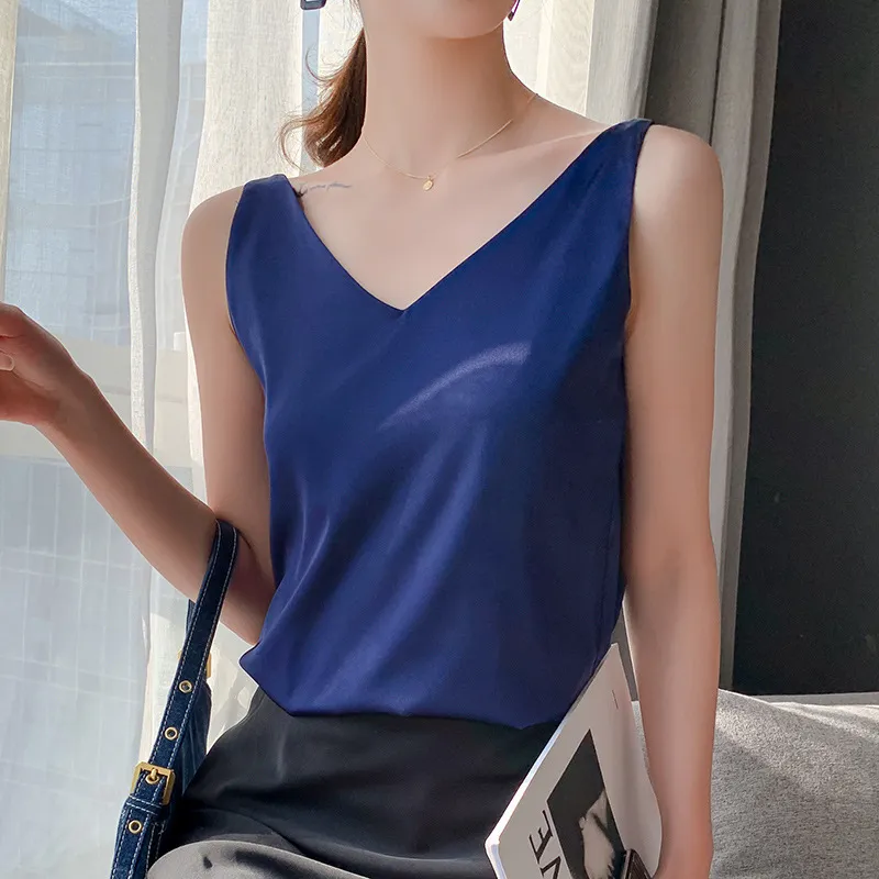 潮唯品会特卖清仓特价处理断码真丝背心女装品牌正品夏天新款上衣
