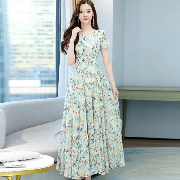 潮唯品会特卖清仓特价处理断码女装雪纺连衣裙品牌正品春秋夏新款