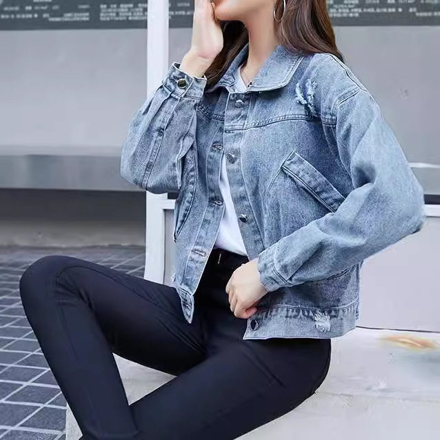 唯品会特卖清仓特价处理断码女短款牛仔风衣品牌正品春秋新款外套