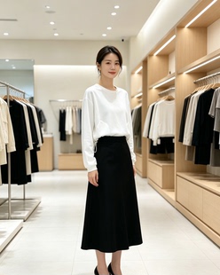 圆领卫衣女2026年春季新款休闲潮流修身百搭套头女子运动上衣