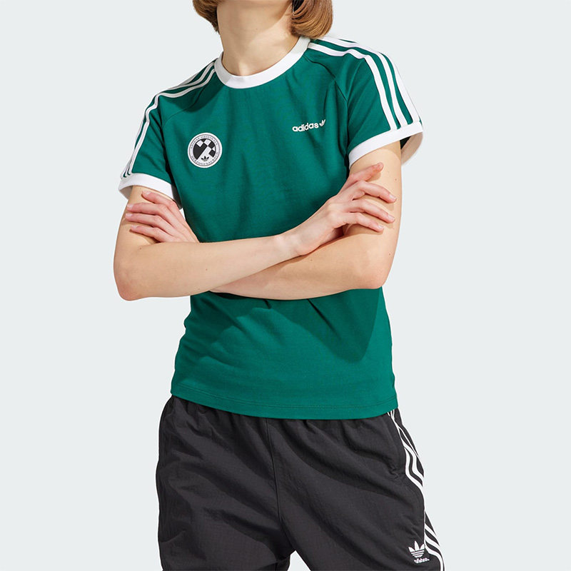 阿迪达斯三叶草女子运动短袖T恤