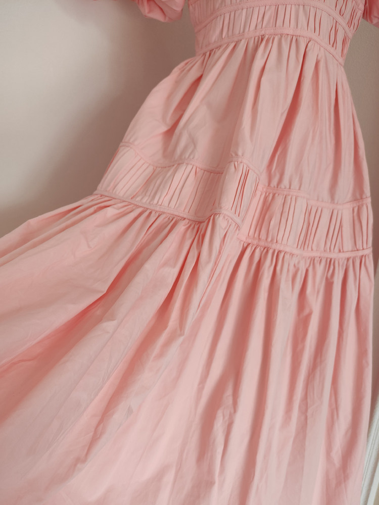 2024 Summer New Product French Hepburn Style Elegant Elegance Niche Pleated Puff Sleeve Waist silm Gown Dress
