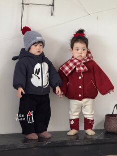 三个院2025年款新款米奇夹棉外套黑色卫裤