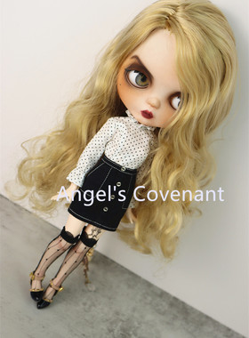 blythe小布ob24  azone 娃娃衣服 波点小衫  半裙 细丝袜