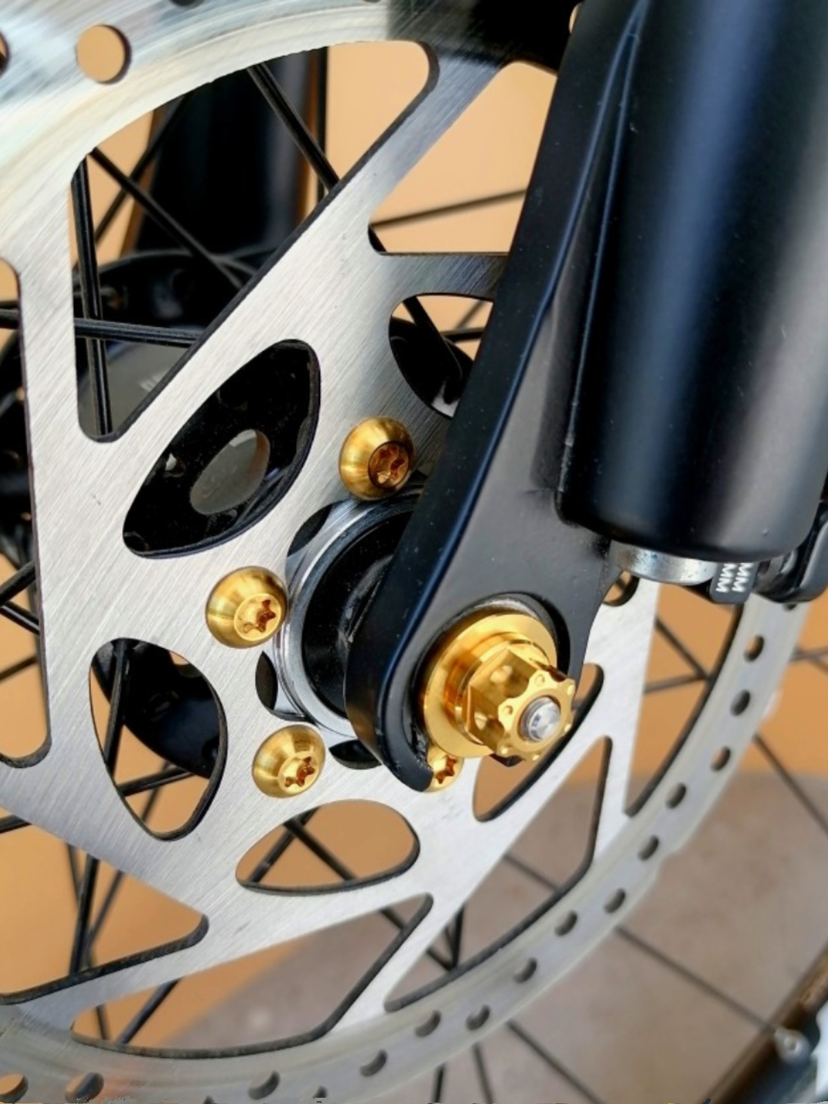 山地车公路车快拆杆轮轴拉杆快拆改装慢拆轮组防盗改装