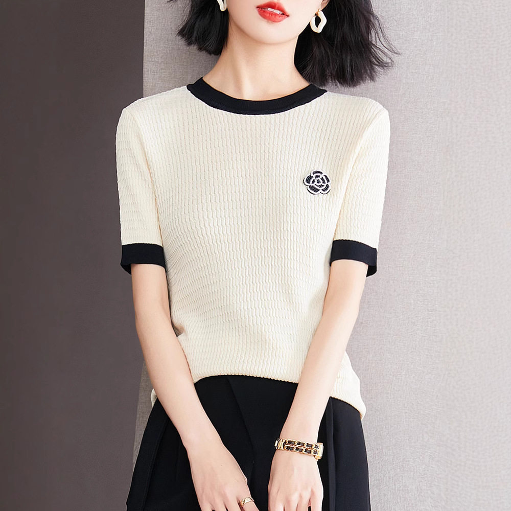 2025年女士体恤针织衫小香风短袖t恤高级感薄款冰丝上衣时尚