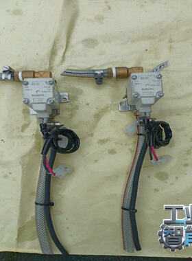 询价~拆下来2只：进口一∨X210EFxB二通电磁阀，插