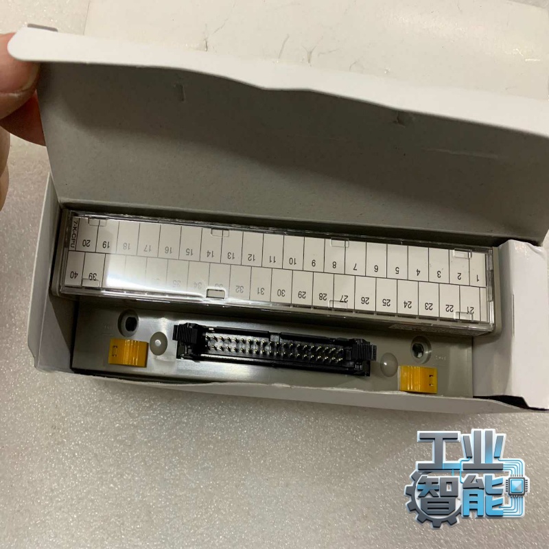 询价全新PCN7-1H40-TB40-K-CPU，仓库货二个，盒