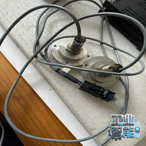 Baumr传感器FZAM18P1155，半导体炉子上拆下来的-议价