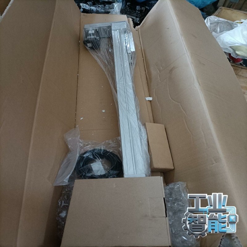 日本SMC电缸LEFS40US4A-660，带驱动器，全新原-议价