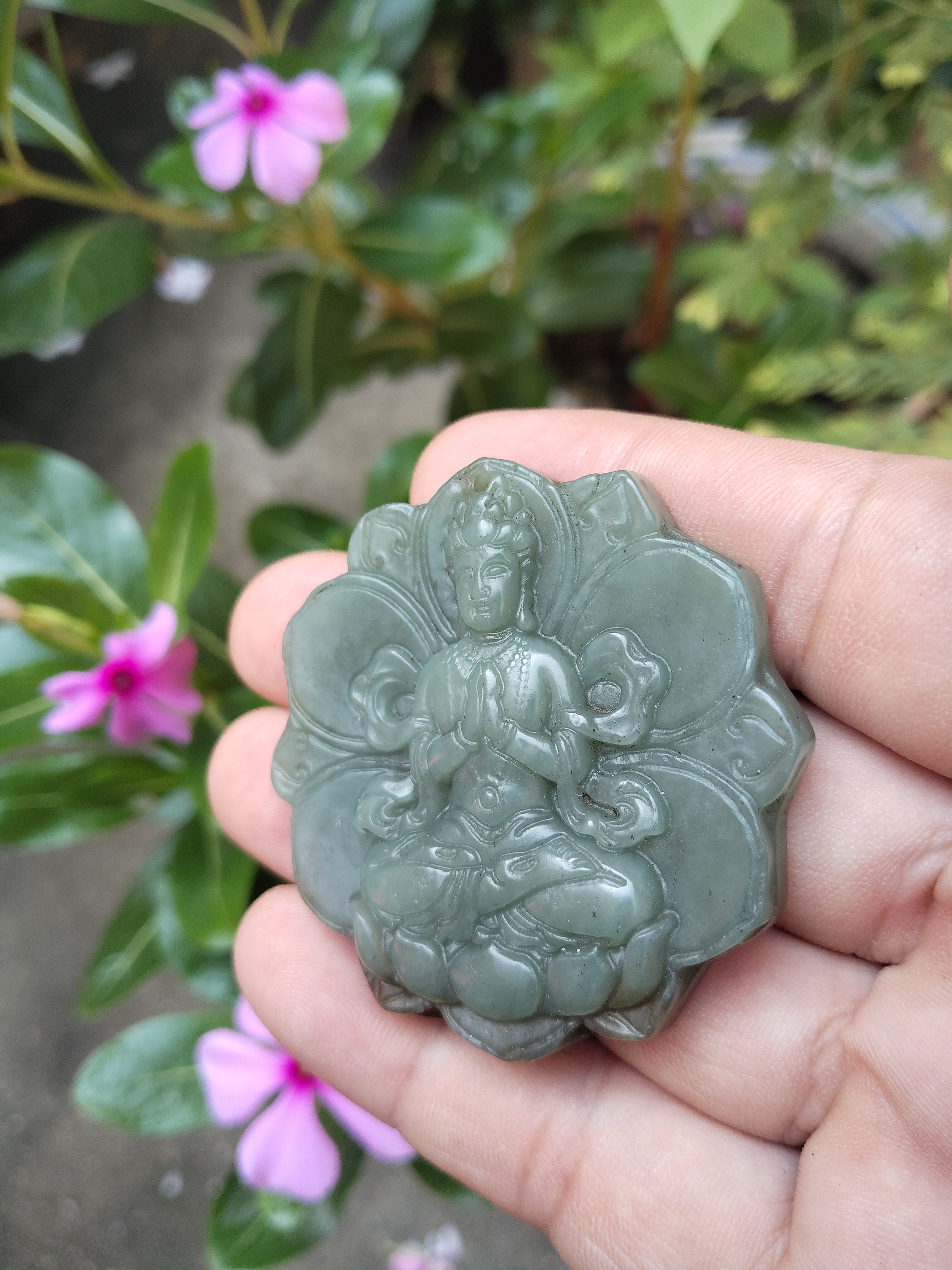 新疆和田玉籽料糖青白莲花观世音菩萨玉佩子冈牌毛衣坠