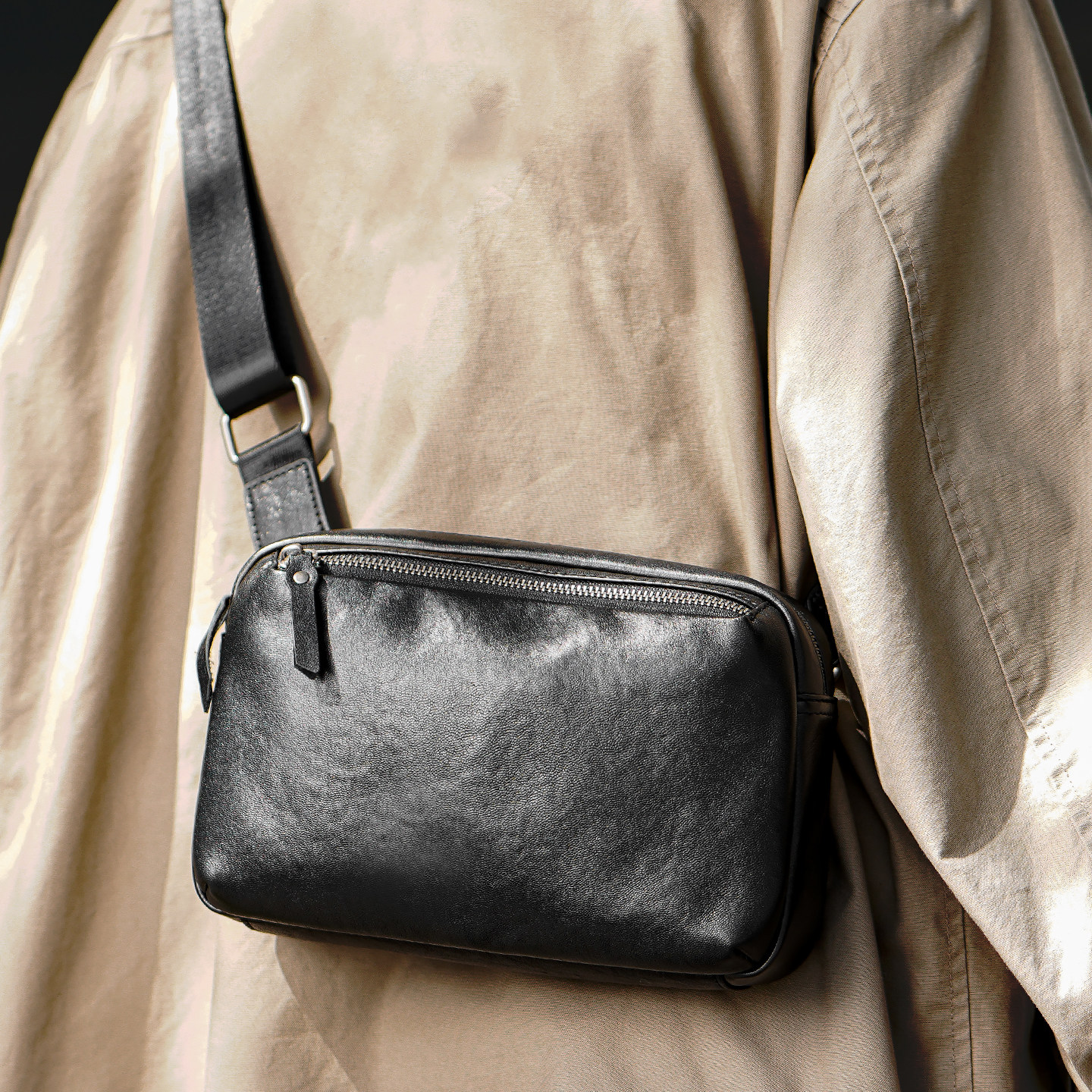 轻奢高档真皮男士小方包头层牛皮男包横款单肩包方盒包百搭相机包,箱包皮具/热销女包/男包,男士包袋,淘宝优惠券,粉丝福利购,淘宝优惠卷