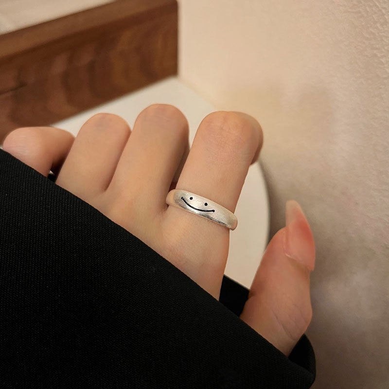 S925纯银拉丝笑脸戒指微笑表情可爱开口戒小众设计高级感ins尾戒
