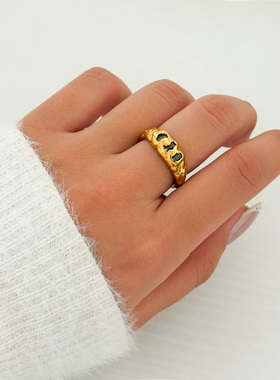 【DASEIN】港风复古高级感指环18k镀金不锈钢防水黄钻熔岩戒指