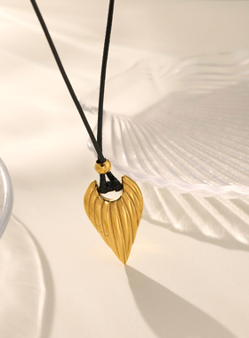 【DASEIN】2024冬季圣诞节礼物超显瘦长款皮绳毛衣链柳叶款式项链